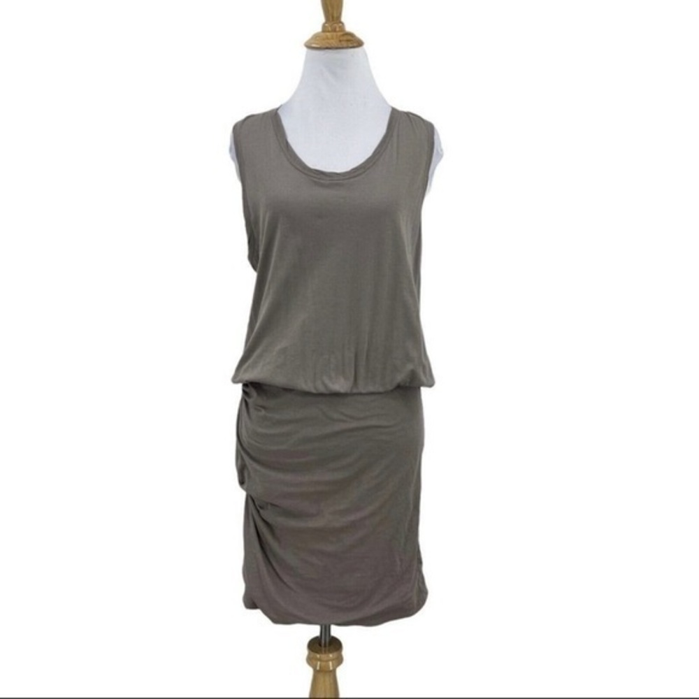La Miel Kelsey Dress Womens Medium OLIVE GREEN Rouched Racerback Tank